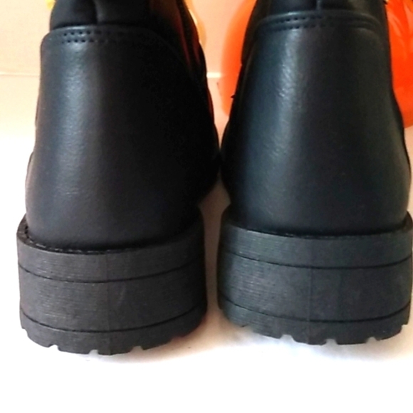 JESSICA CARLYLE GIRLS AMALI BLACK MOTO BOOTS SIZE 1 NWOT - Picture 7 of 16